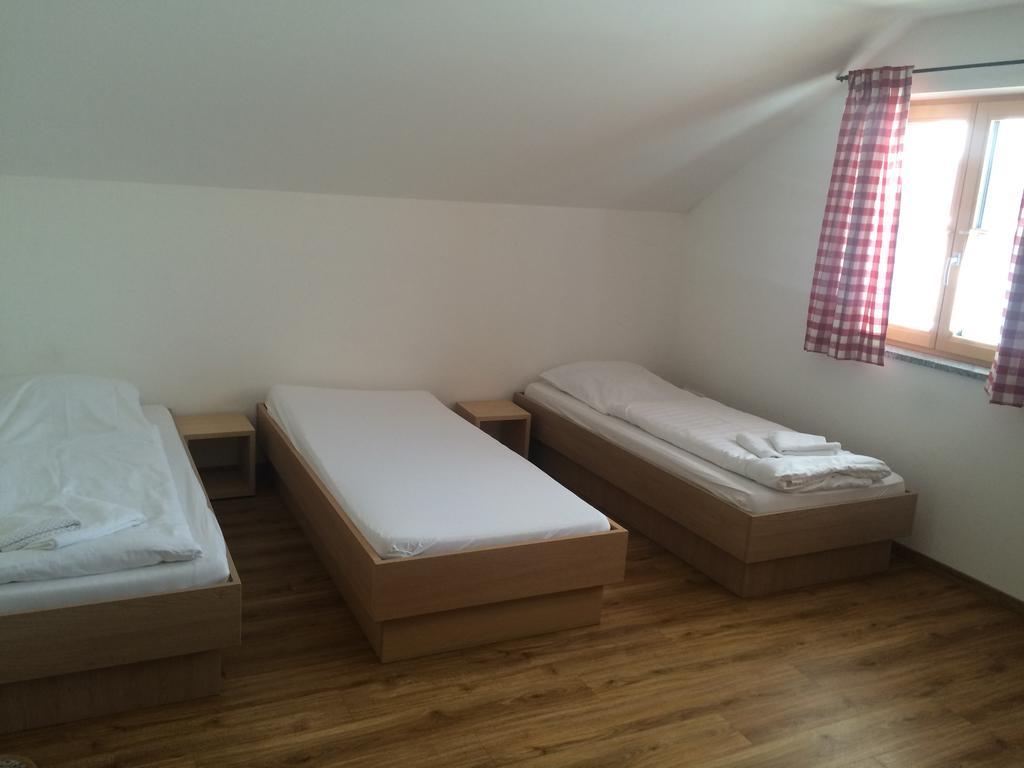Hotel Stangl-Hof à Forstinning Extérieur photo